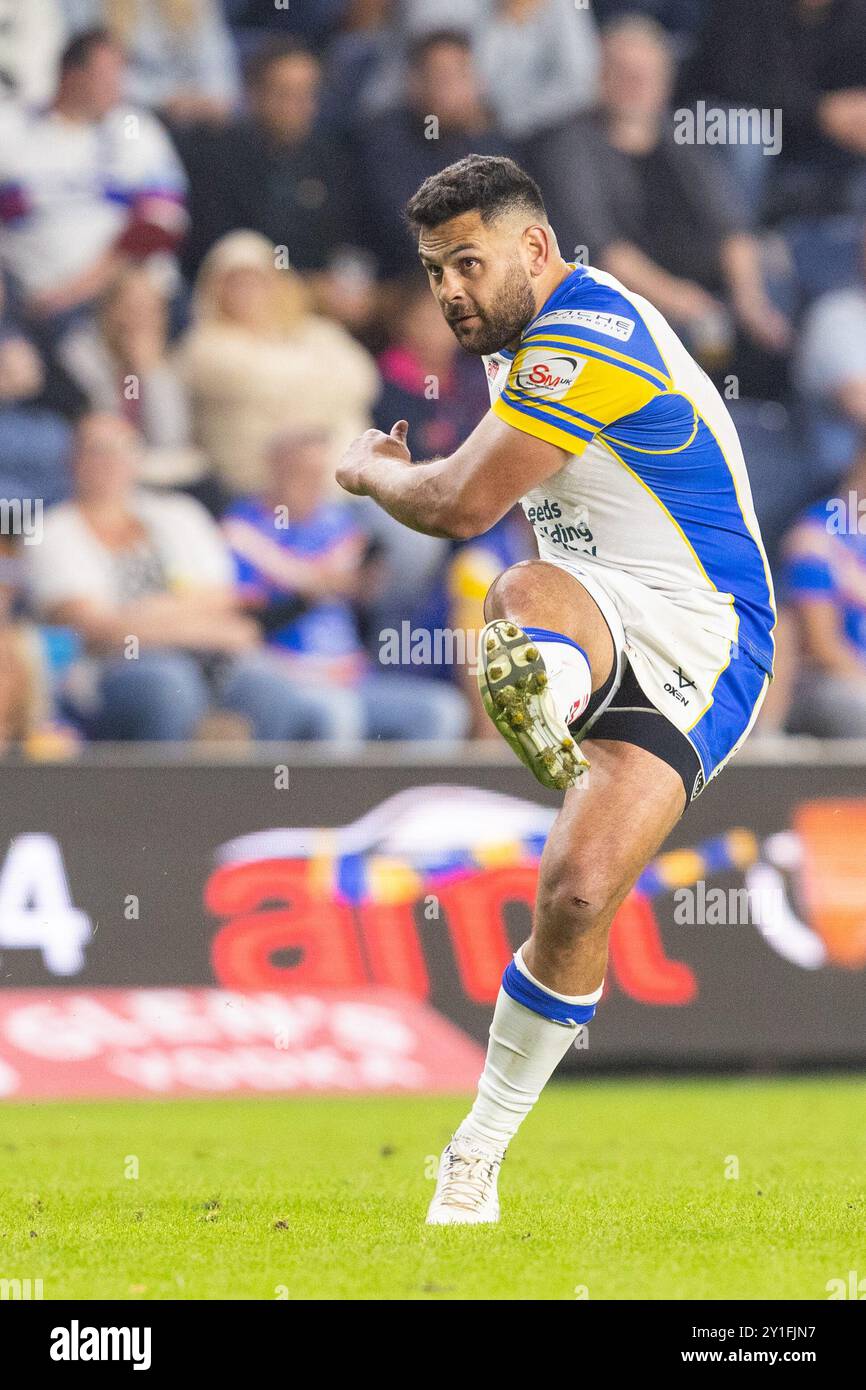 Rhyse Martin ( 12 ) von Leeds Rhinos konvertiert Stockfoto