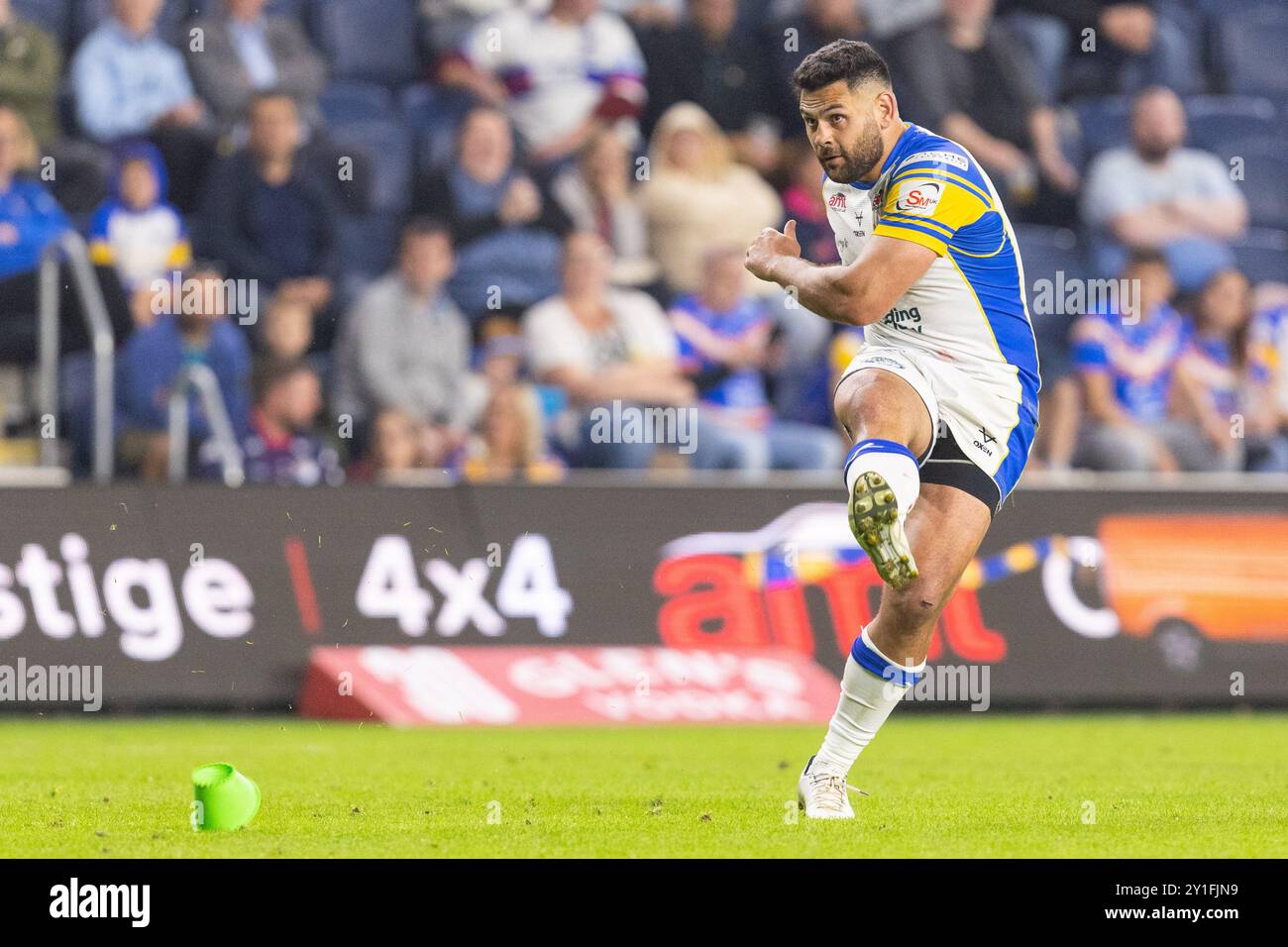 Rhyse Martin ( 12 ) von Leeds Rhinos konvertiert Stockfoto