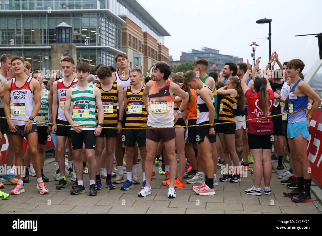 Der Great North Run 5k findet am Freitag auf Newcastle und Gateshead statt, an dem Bürgermeister Kim McGuinness teilnahm. Newcastle Upon Tyne, Großbritannien, 6. September 2024, Credit: DEW/Alamy Live News Stockfoto