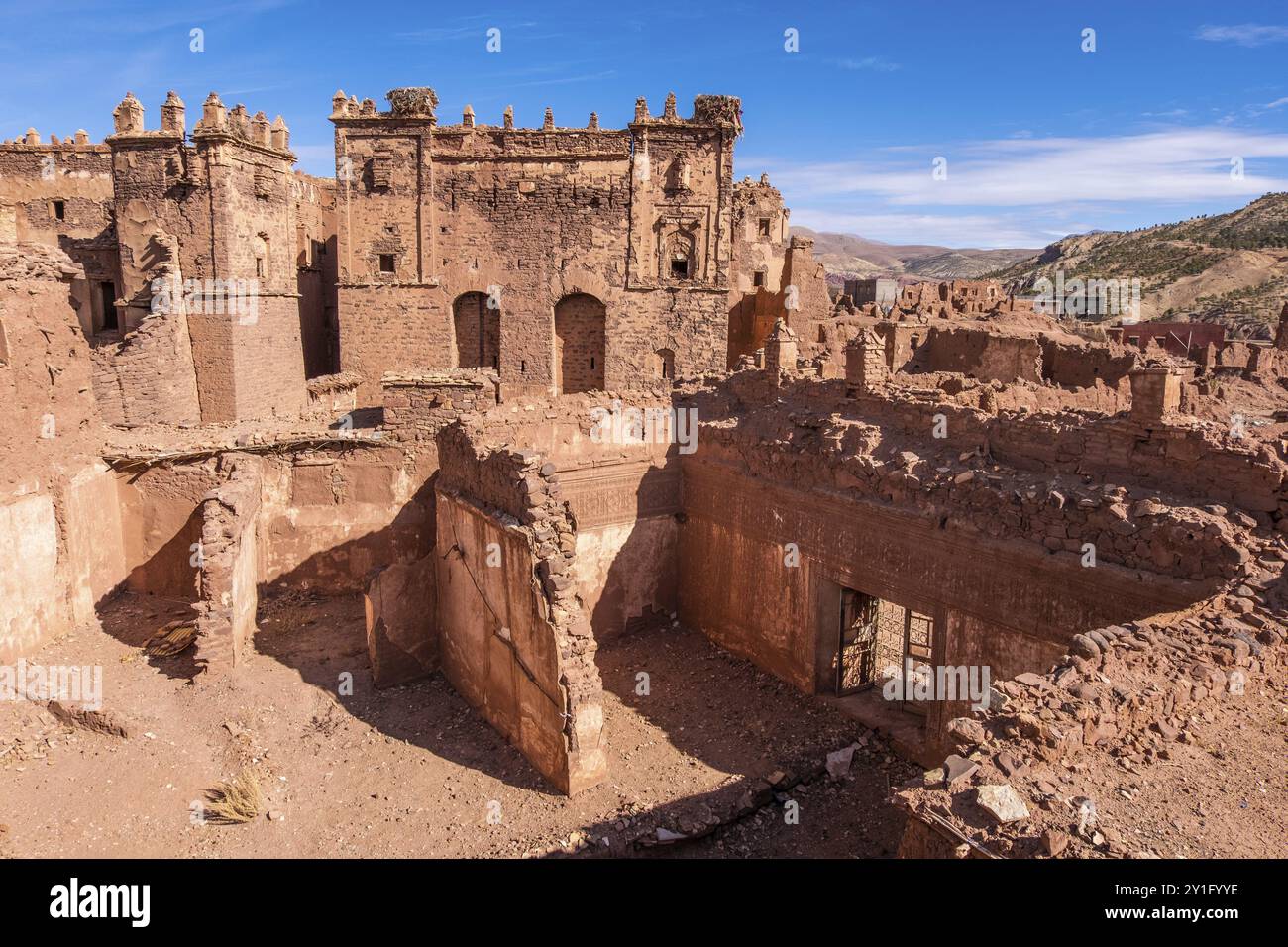 Eine alte Kasbah, die als Basis für nomadische Stämme diente, mit einem Gefühl von Robustheit und Abenteuer Stockfoto