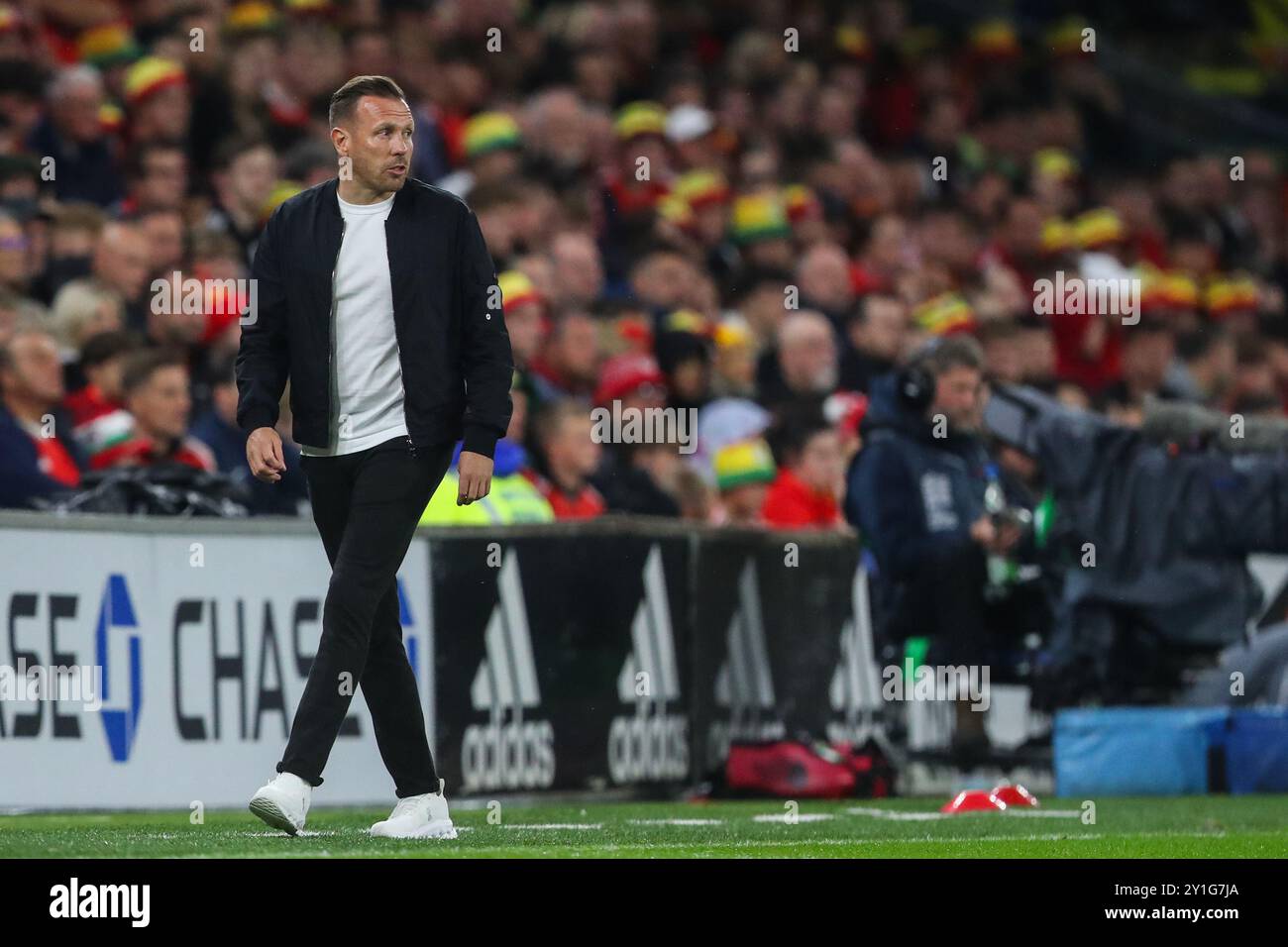 Cardiff, Großbritannien. September 2024. Craig Bellamy Trainer von Wales während der UEFA Nations League - Liga B - Gruppe 4 - Wales gegen Türkei im Cardiff City Stadium, Cardiff, Vereinigtes Königreich, 6. September 2024 (Foto: Gareth Evans/News Images) in Cardiff, Vereinigtes Königreich am 6. September 2024. (Foto: Gareth Evans/News Images/SIPA USA) Credit: SIPA USA/Alamy Live News Stockfoto