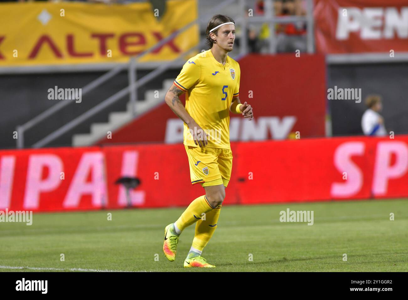 GABRIEL DANULEASA WÄHREND RUMÄNIEN U2 GEGEN MONTENEGRO U21, QUALIFIKATIONSSPIEL FÜR EURO U21 SLOWAKEI 2025 , TARGOVISTE, RUMÄNIEN 06.09.2024 Stockfoto