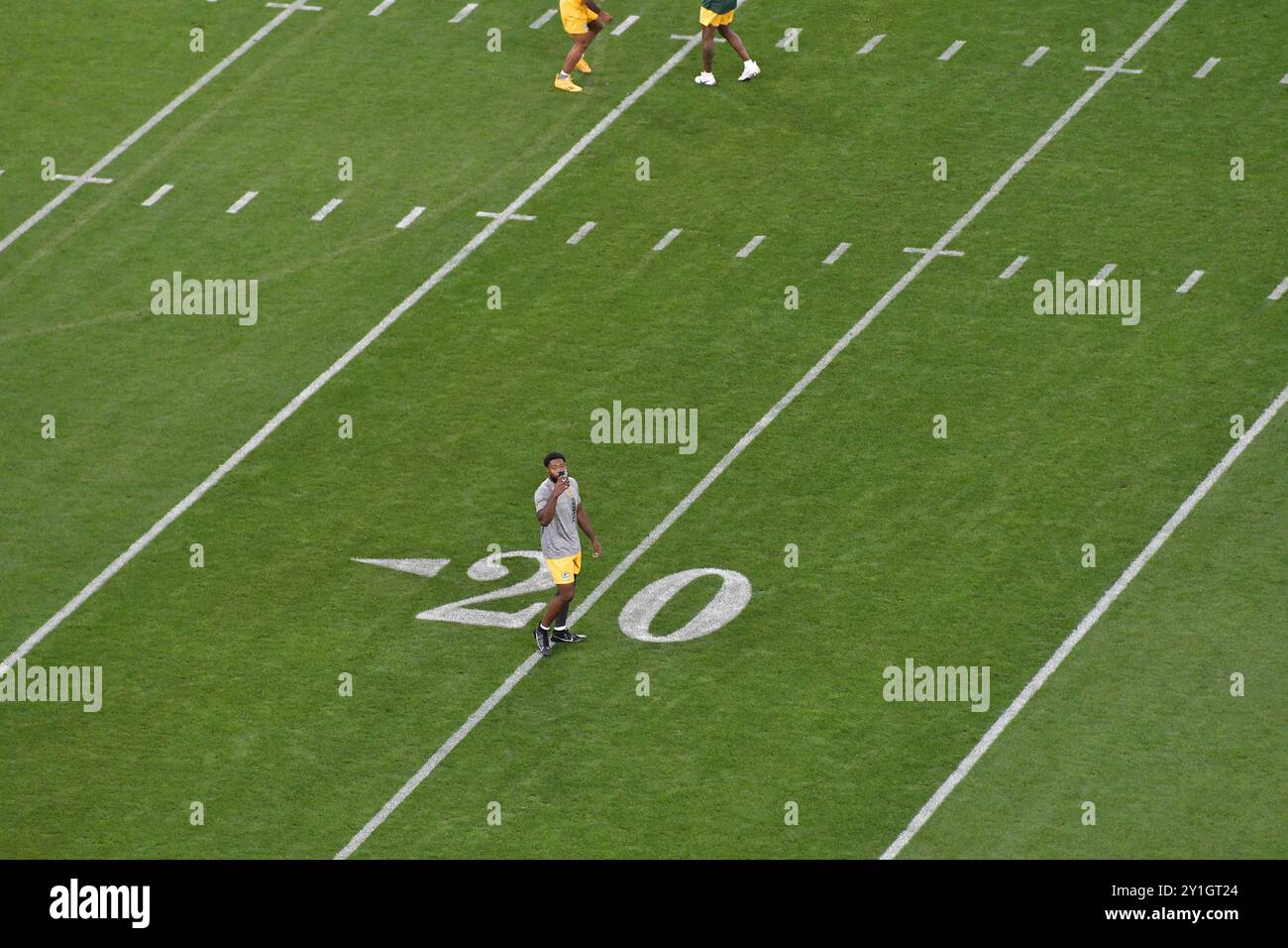 Sao Paulo, Brasilien. September 2024. São PAULO, BRASILIEN – 6. SEPTEMBER: Die Spieler werden vor einem NFL-Spiel zwischen den Green Bay Packers und den Philadelphia Eagles in der Arena Corinthians am 6. September 2024 in Sao Paulo, Brasilien, aufgeheizt. (Foto: Leandro Bernardes/PxImages) Credit: PX Images/Alamy Live News Stockfoto
