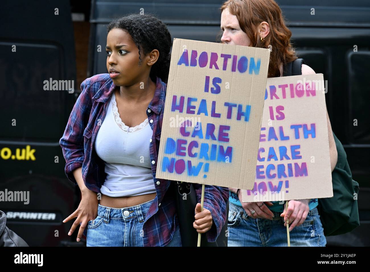 Pro choice placards -Fotos und -Bildmaterial in hoher Auflösung – Alamy, image size:1300x956