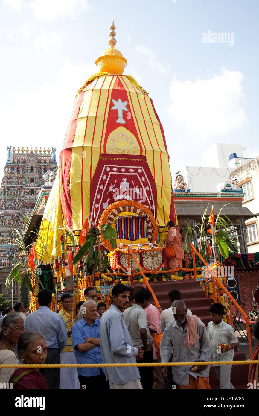 Festival, Hindutempel, Chennai, Tamil Nadu, Indien - große Menschenmassen; Stockfoto