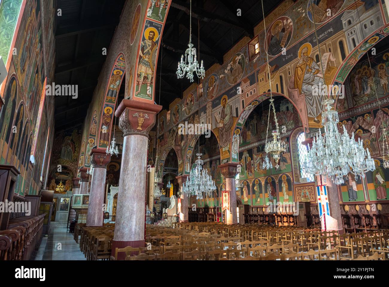 Rhodos-Stadt, Griechenland – 18. Juli 2024. Innenansicht der Kirche der Verkündigung der Jungfrau Maria in Rhodos, Griechenland. Es liegt nördlich von Mandraki, dem alten Stockfoto