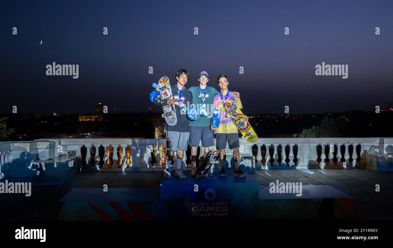 Das Herrenpodest für die Preisverleihung während der World Skate Games Italy 2024 Specialty Skateboard Vert, Rom Pincio Terrace 09 September 2024 Stockfoto