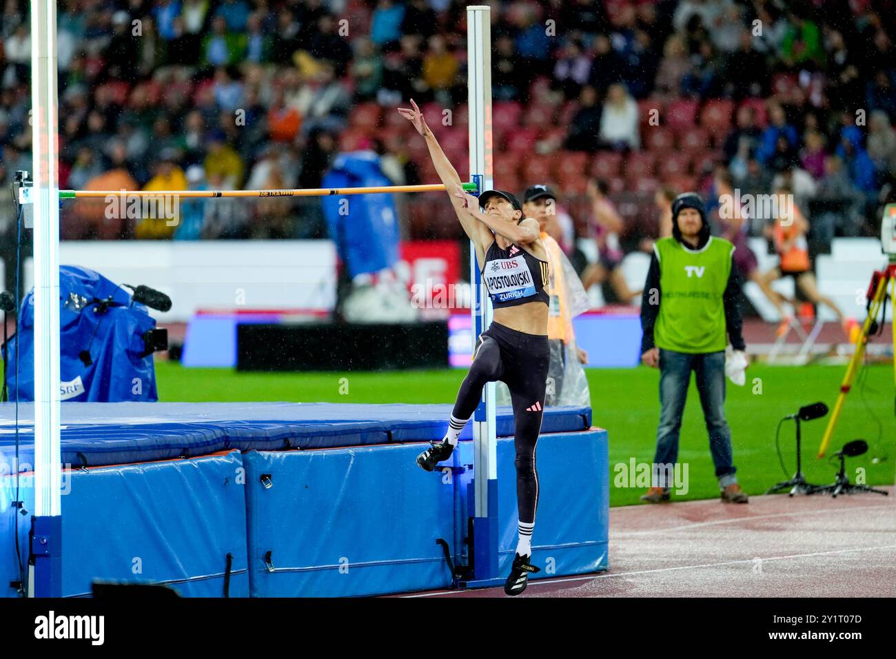 Zürich, Schweiz. September 2024. Zürich, Schweiz, 5. September 2024: Lia Apostolovski (SLO) während des Hochsprung-Women-Events in der Wanda Diamond League Weltklasse Zürich im Stadion Letzigrund in Zürich. (Daniela Porcelli/SPP) Credit: SPP Sport Press Photo. /Alamy Live News Stockfoto