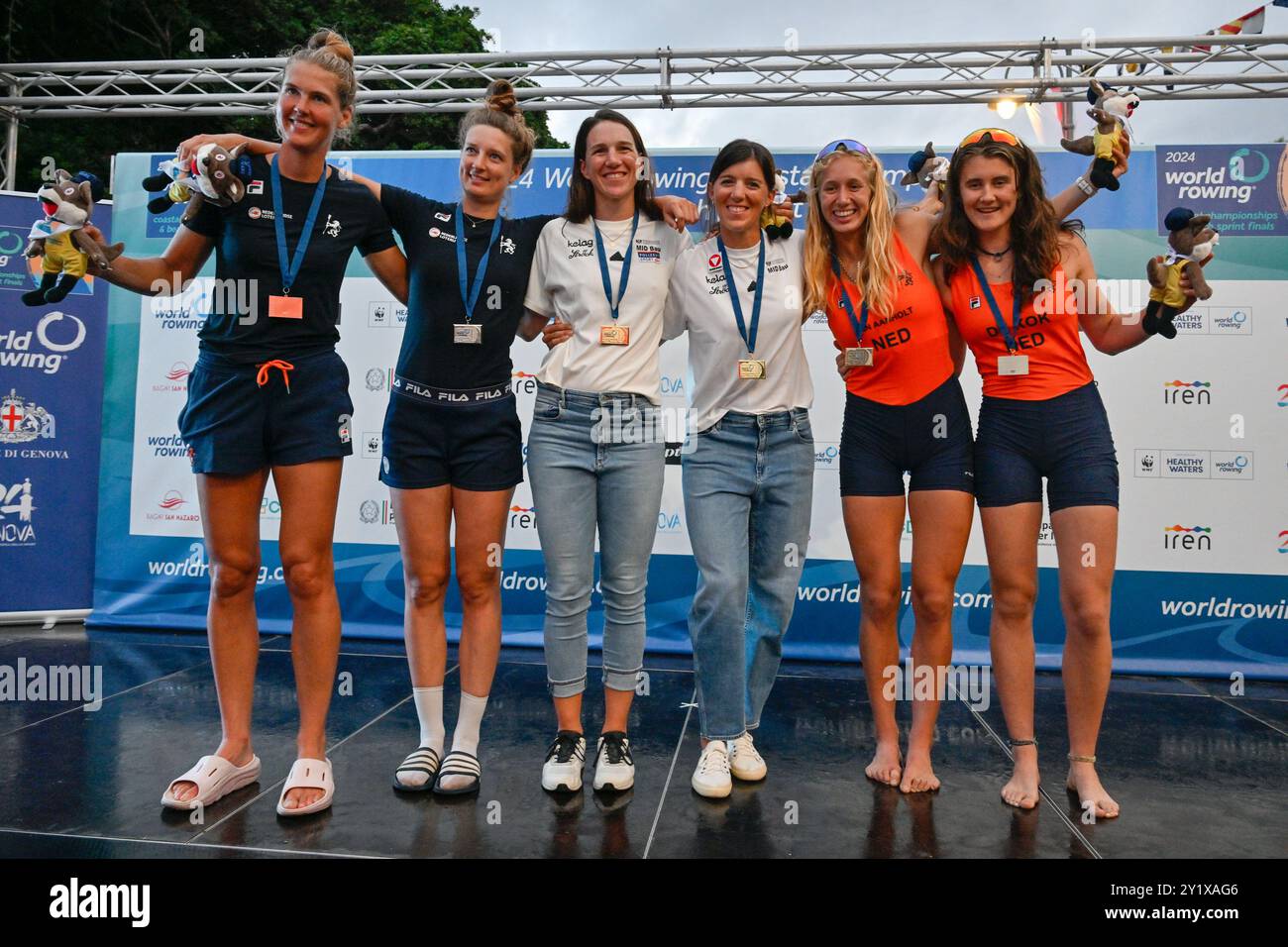 Küstenfrauen-Doppelskullen: Janneke Van der Meulen, Karien Robbers (Holland) 2Â° klassifiziert, Katharina Lobnig, Magdalena Lobnig ( Österreich) 1Â° klassifiziert, Linn Van Aanholt, Claire de Kok (Holland) 3Â° klassifiziert während der Weltmeisterschaft im Ruderküstenbereich, Kanufahrennen in Genova, Italien, 08. September 2024 Stockfoto