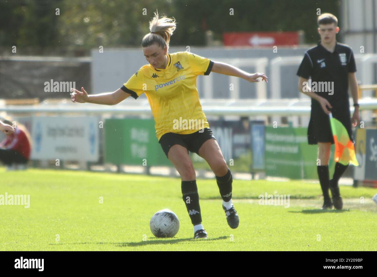 Woking FC Women gegen Abbey Rangers FC Women Southern Regional Womens Football League bei Kingfield Woking FC 8. September 2024 Stockfoto