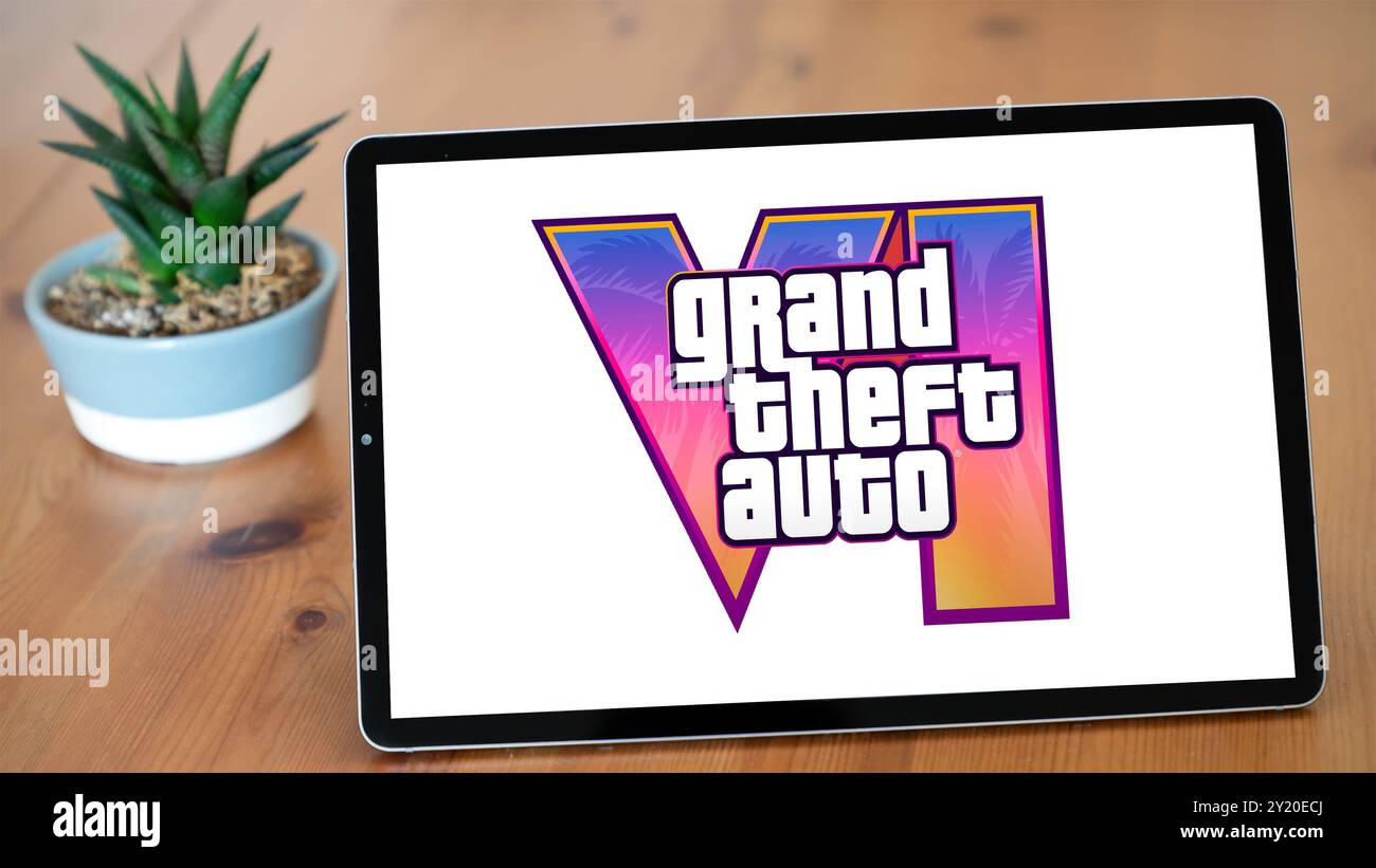 Istanbul, Türkei - 9. September 2024: Grand Theft Auto 6 Logo auf einem Tablet-Bildschirm. GTA 6 ist der kommende Teil der Grand Theft Auto Videospielserie Stockfoto