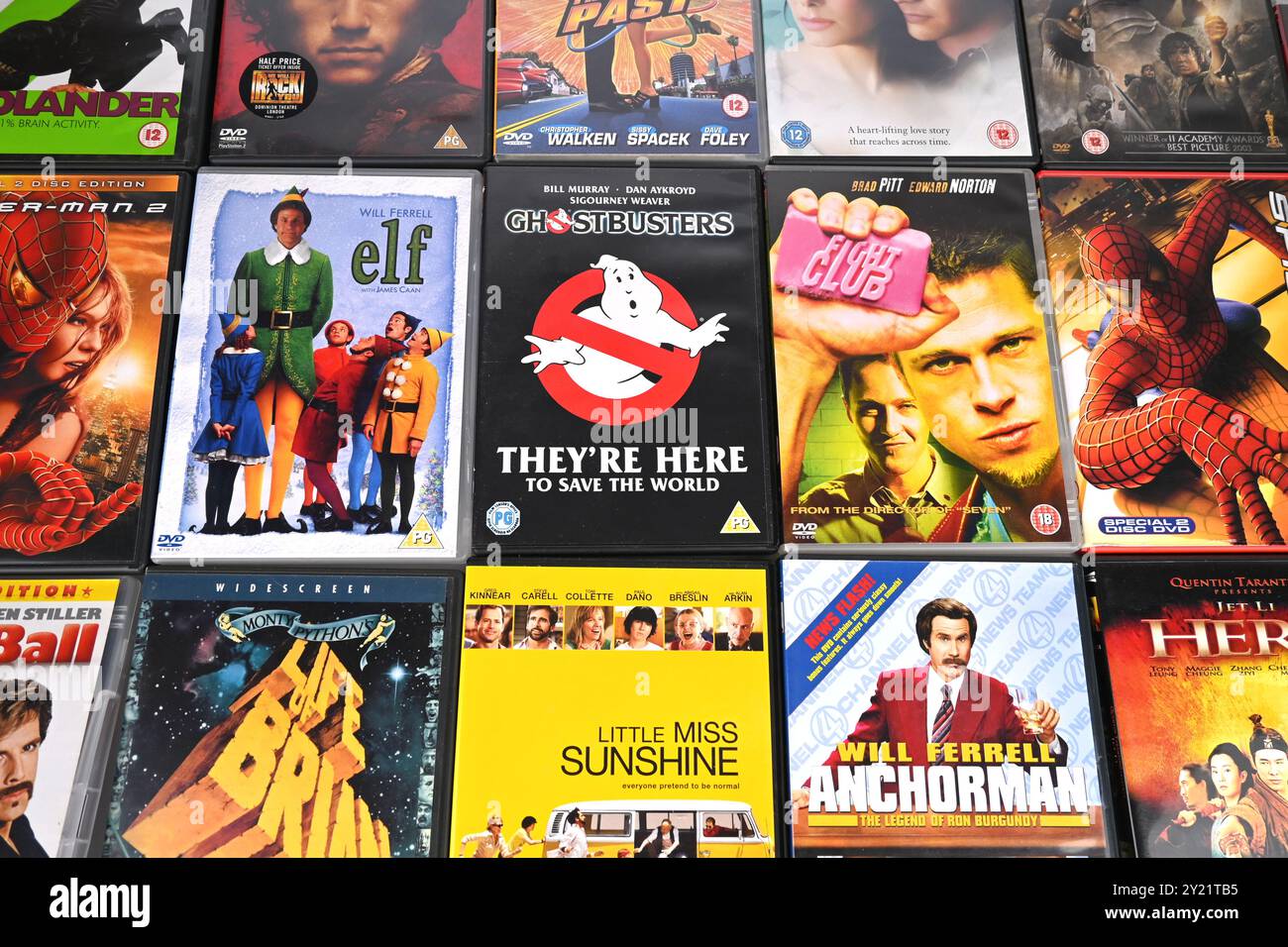 Sammlung von DVD-Titelseiten – Wales, Großbritannien – 3. September 2024 Stockfoto