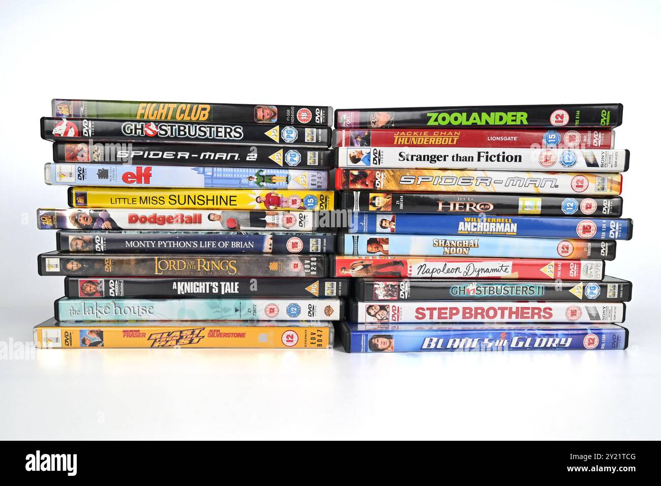 DVD-Sammlung Stacked Pile – Wales, Großbritannien – 3. September 2024 Stockfoto