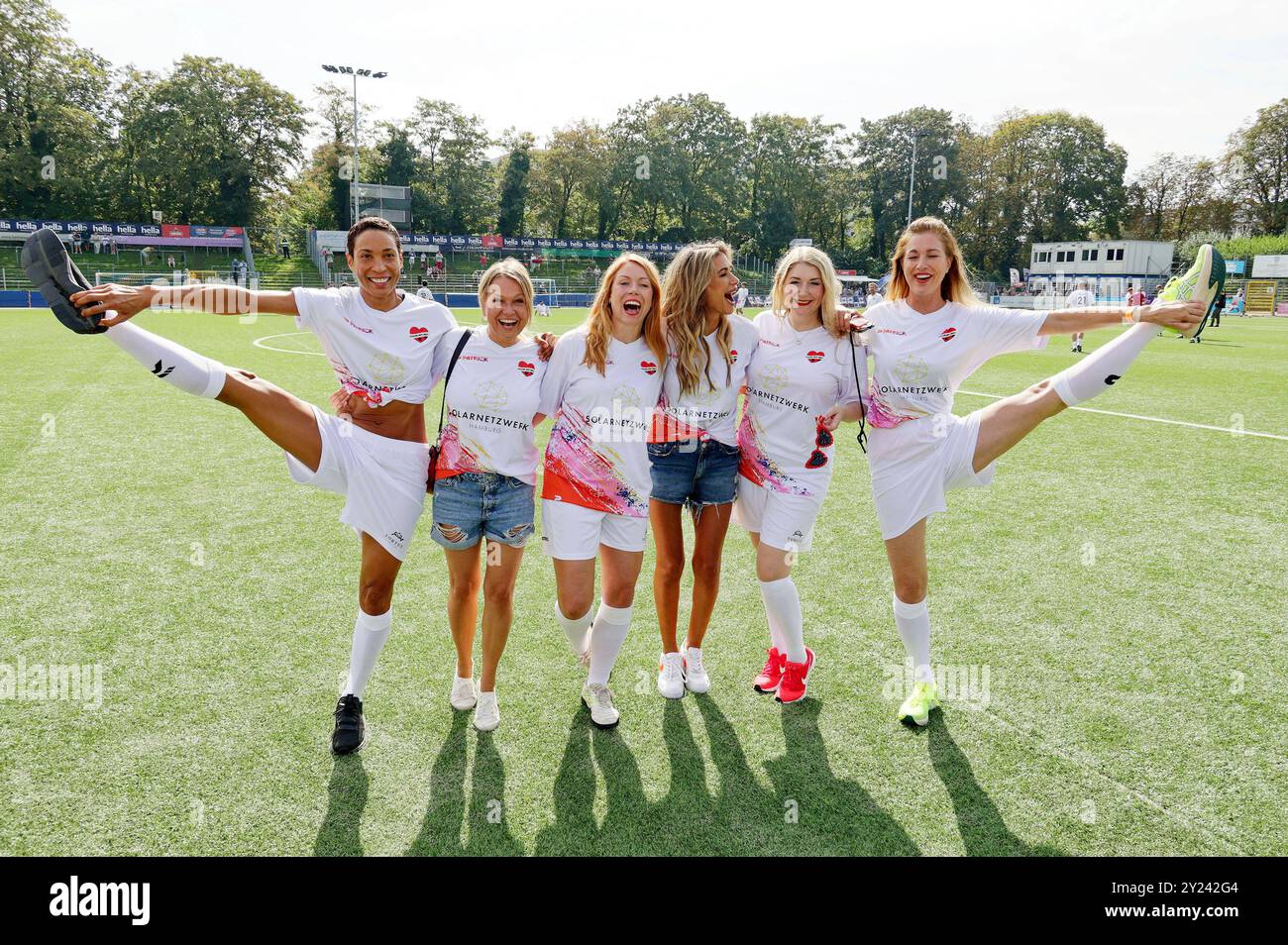 Annabelle Mandeng, Nova Meierhenrich, Esther Roling, Yasmina Filali ...