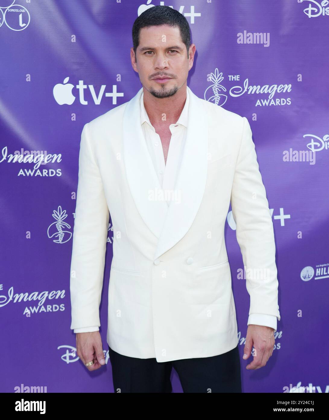 Los Angeles, USA. September 2024. JD Pardo kommt bei den 39. Jährlichen Imagen Awards, die am Sonntag, den 8. September 2024, auf der Plaza de Cultura in Los Angeles, KALIFORNIEN, stattfinden. (Foto: Sthanlee B. Mirador/SIPA USA) Credit: SIPA USA/Alamy Live News Stockfoto