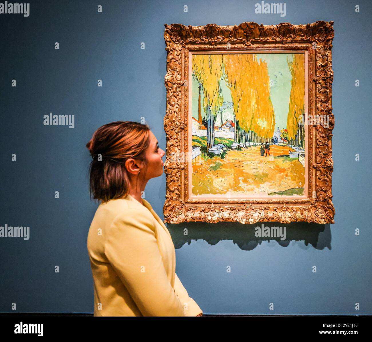 National Gallery, London, Großbritannien. September 2024. The Alyscamps 1888die erste Ausstellung der National Gallery widmet sich Vincent van Gogh (1853-1890) und wird die erste sein, die sich auf die fantasievollen Veränderungen des Künstlers konzentriert. Mit über 50 Werken mit Leihgaben aus Museen und privaten Sammlungen weltweit.14. September 2024 - 19. Januar 2025.Paul Quezada-Neiman/Alamy Live News ff Credit: Paul Quezada-Neiman/Alamy Live News Stockfoto