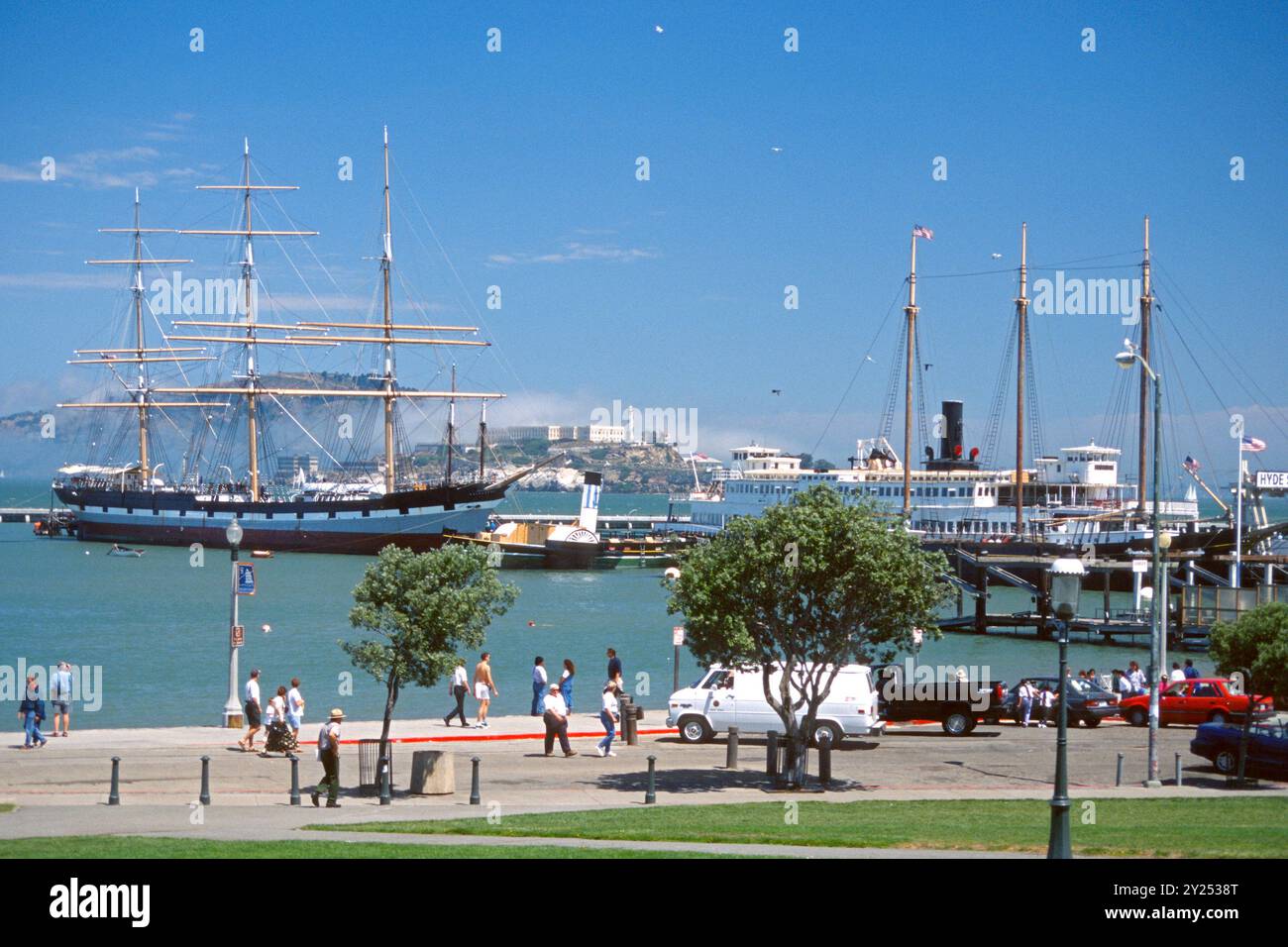 Schiffe legten 1996 im San Francisco Maritime National Historical Park an Stockfoto