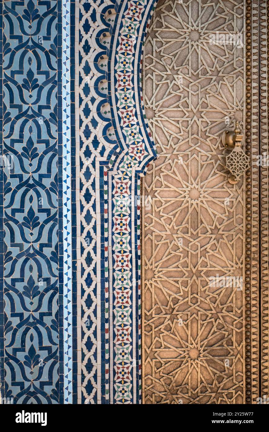 Marokkanisches Mosaik, zelij in Fes, Marokko Stockfotografie