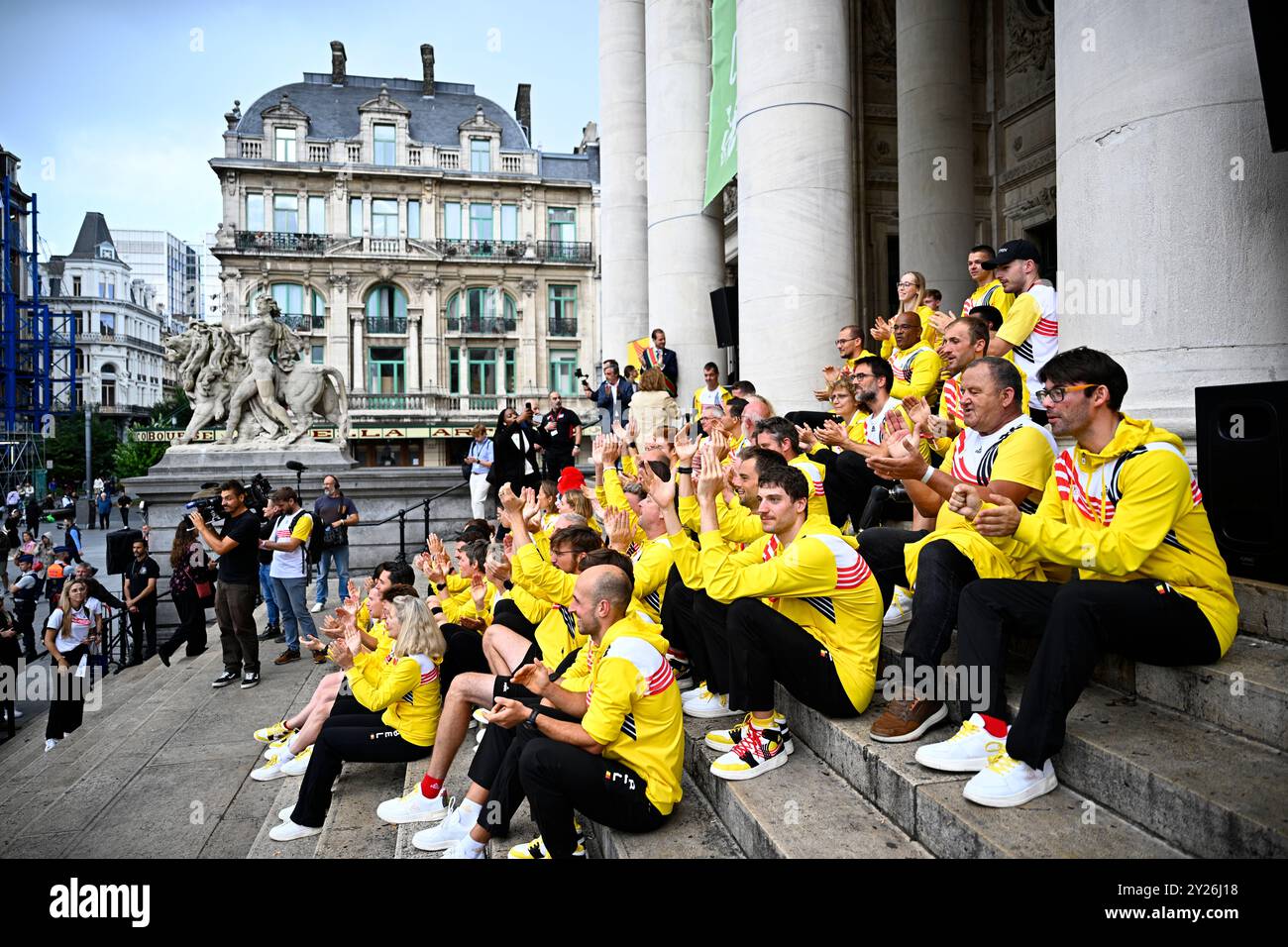 Brüssel, Belgien September 2024. Belgiens paralympic-Team und seine Mitarbeiter wurden während einer Zeremonie zu Ehren der Athleten vorgestellt, die an den Paralympischen Sommerspielen 2024 teilnahmen, am Montag, den 9. September 2024, in der Börse - Beurs im Stadtzentrum von Brüssel. Belgien erhielt 14 Medaillen, darunter 7 Goldmedaillen, bei den 17. Paralympics, die vom 28. August bis 8. September 2024 in Paris stattfanden. BELGA FOTO JASPER JACOBS Credit: Belga News Agency/Alamy Live News Stockfoto