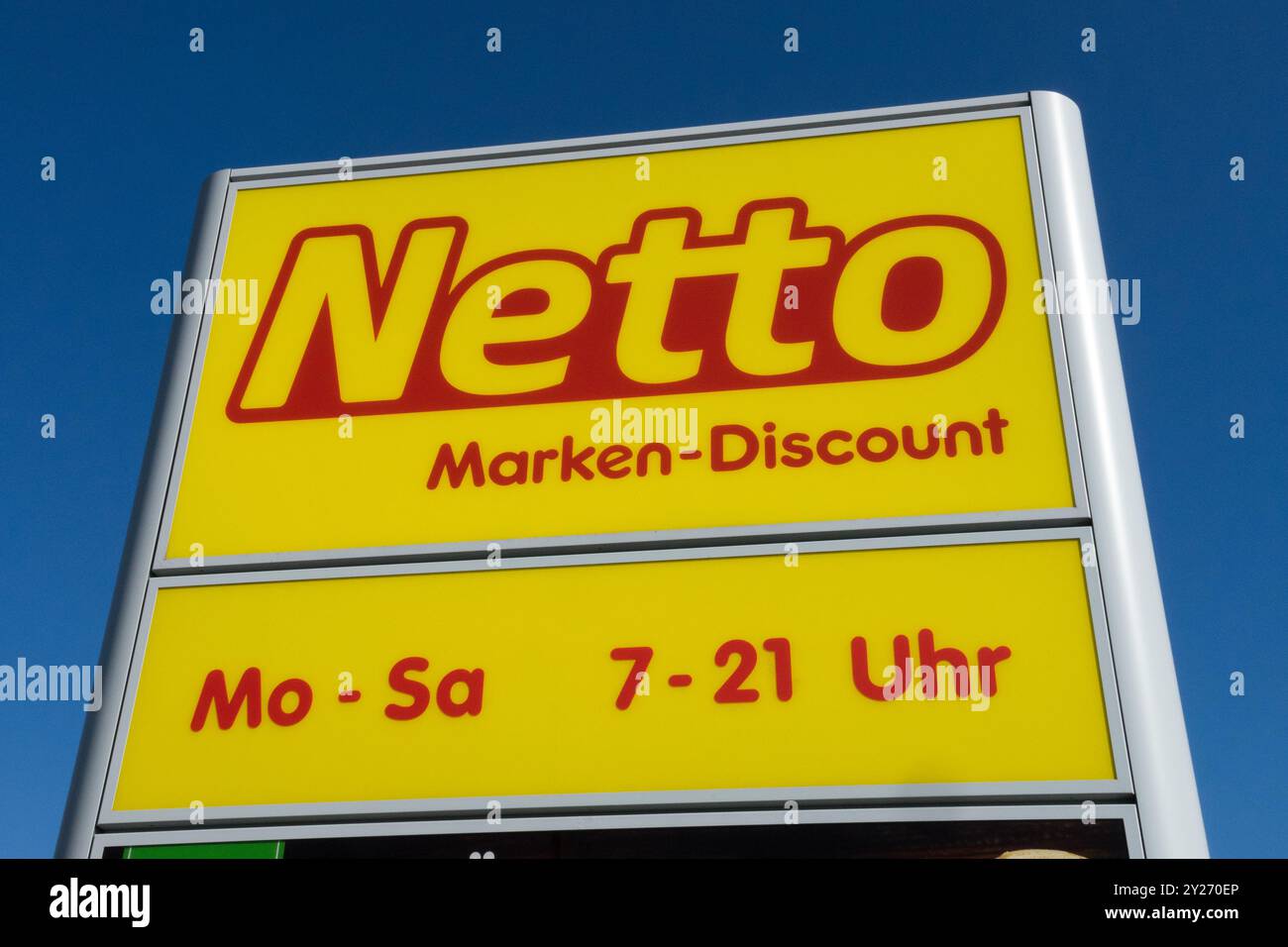 Netto-Logo Marken Discount-Schild Markenbeschilderung Markierung Für Supermarkt, Außenbereich, Deutschland Europa Stockfoto
