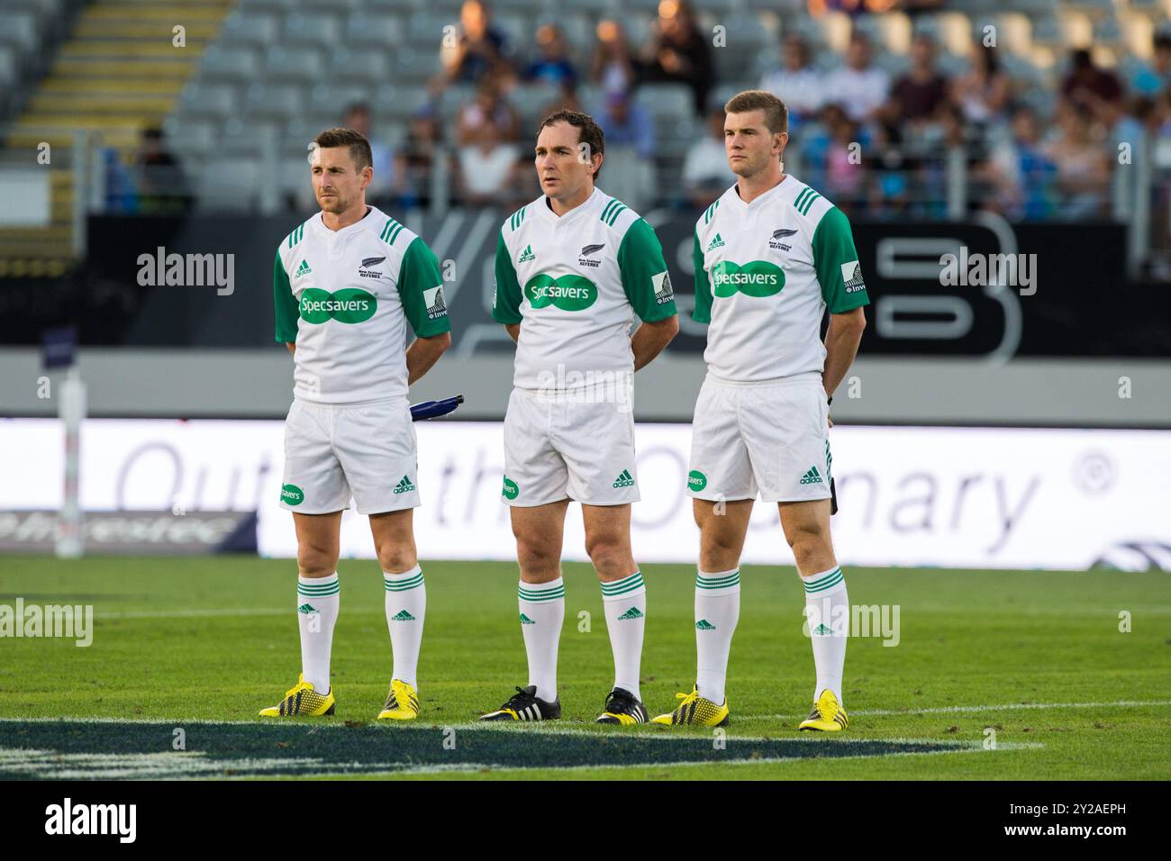 Paul Williams, Linke, Glen Jackson und Brendon Pickerill beim Super Rugby-Spiel 2016 zwischen den Blues und Highlanders in Eden Park, Auckland, Neuseeland am Freitag, den 26. Februar 2016. Stockfoto