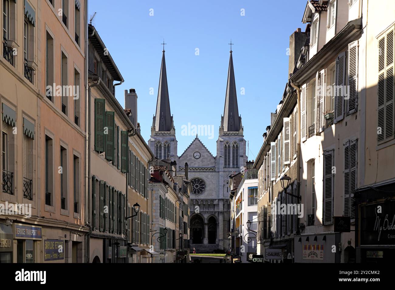 Die Kirche Saint-Jacques in Pau, Pyrenäen, Frankreich, Europa | Eglise Saint-Jacques in Pau, Pyrénées, Frankreich, Europa Stockfoto