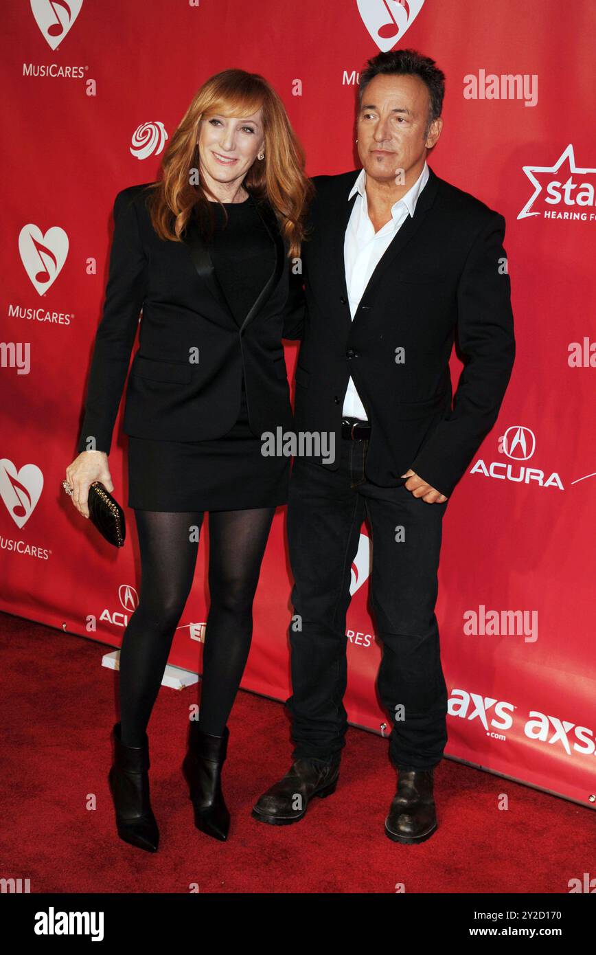 Patti Scialfa, Bruce Springsteen beim MusiCares Person of the Year 2013 im Los Angeles Convention Center in Los Angeles, Kalifornien, USA, 8. Februar Stockfoto