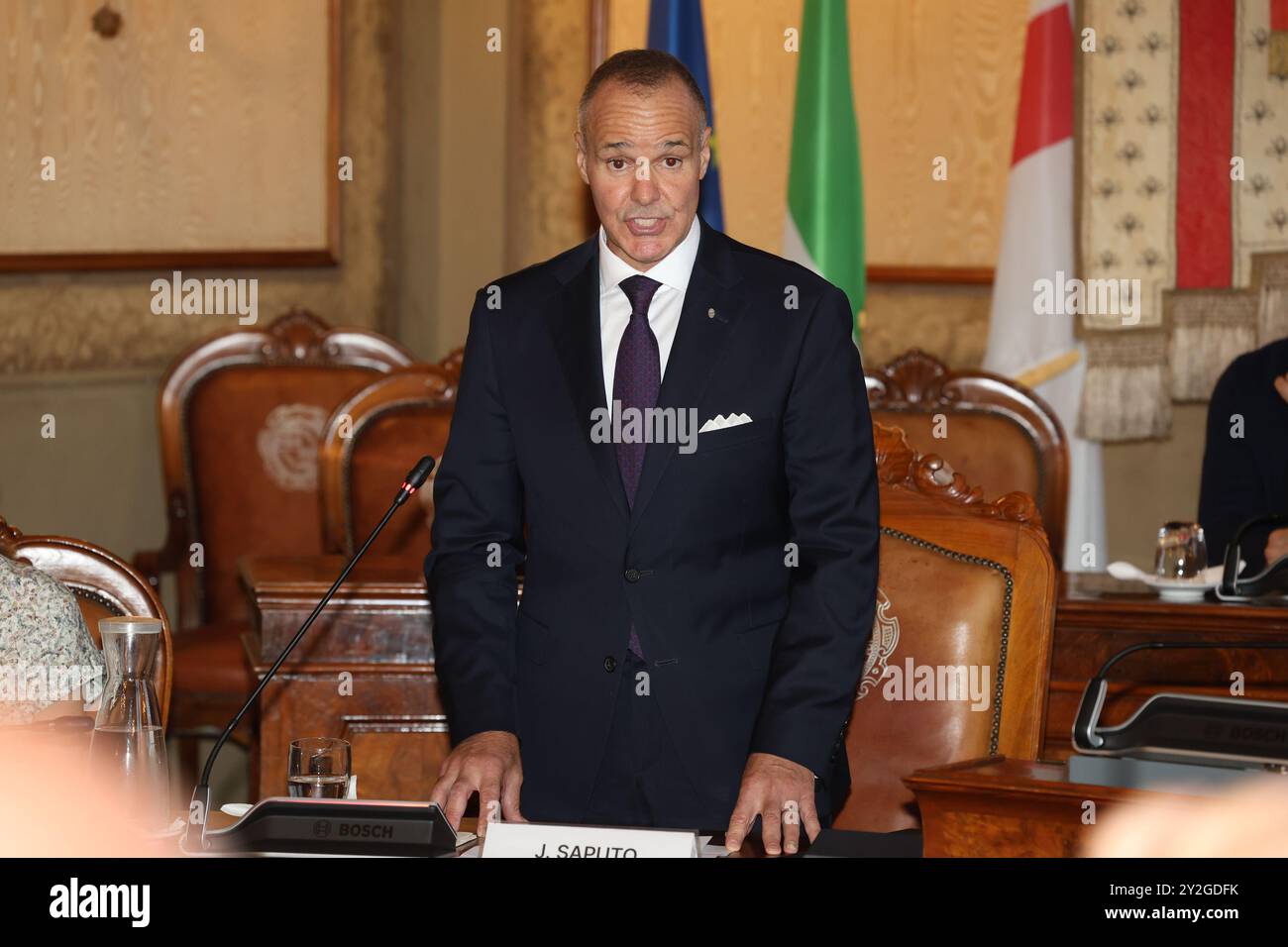 Bologna, Italien. September 2024. Bologna, Italia - Cronaca - 10 Settembre 2024 - Conferimento cittadinanza onoraria della città di Bologna a a Joey Saputo, proprietario e presidente della squadra di calcio Bologna FC. - (Foto Michele Nucci/LaPresse) News - Bologna, Italien - 10. September 2024 - Verleihung der Ehrenbürgerschaft der Stadt Bologna an Joey Saputo, Inhaber und Präsident der Fußballmannschaft des FC Bologna - (Foto Michele Nucci/LaPresse) Credit: LaPresse/Alamy Live News Stockfoto