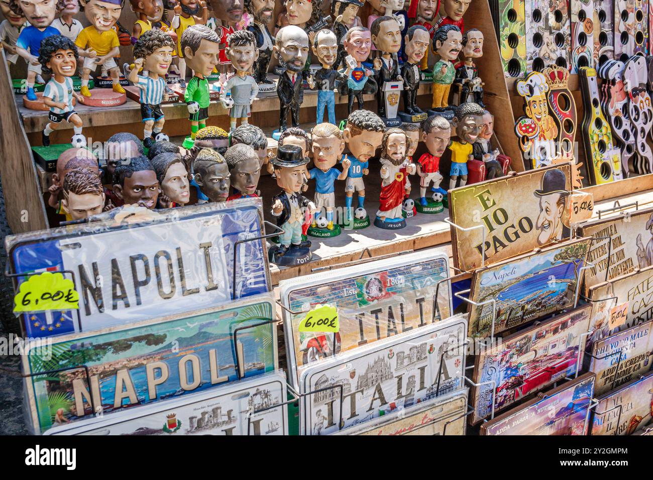 Neapel Neapel Italien, Via dei Tribunali, Micera Anna Geschenk Souvenir, Shop Shop Shop Shopping, Nummernschilder, Puppen mit Wackelkopf, Ausstellungsverkauf, Italienisch Europa Europa Europa Europa Europa Stockfoto