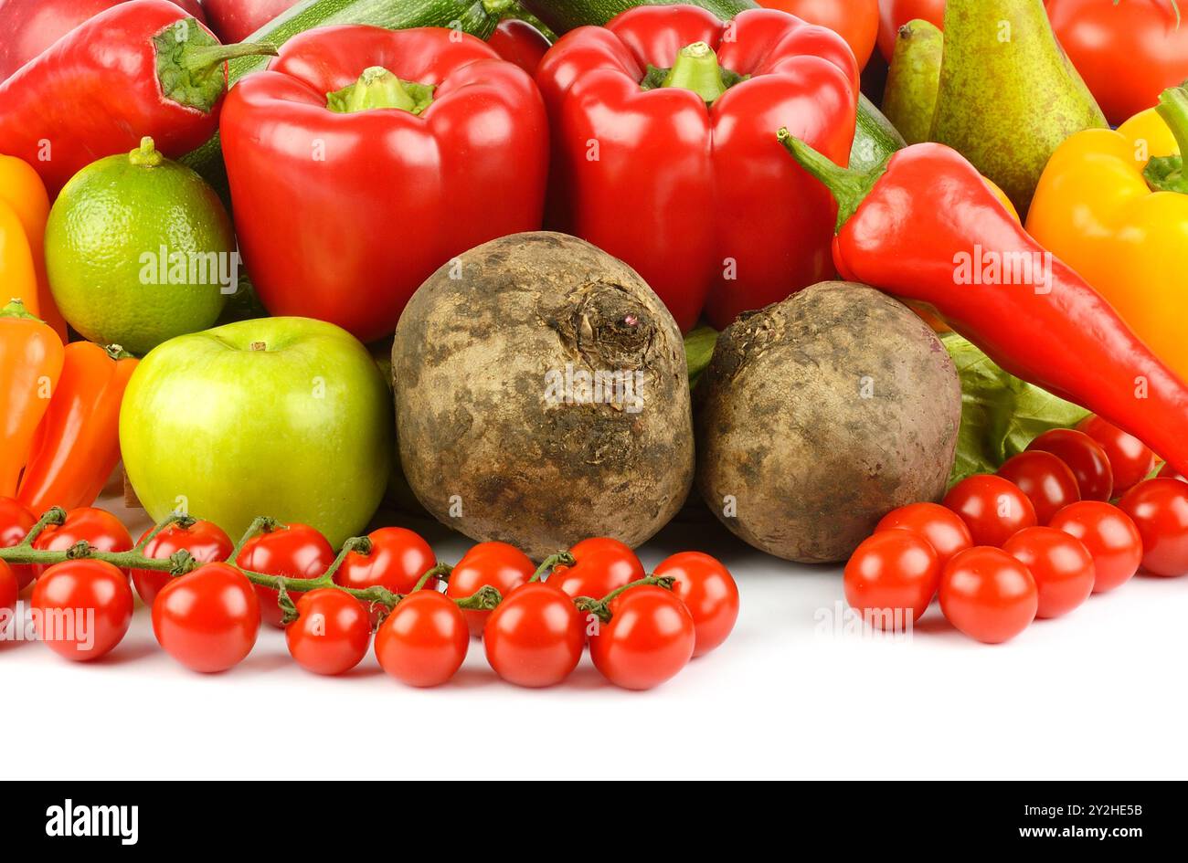 Nützliches frisches Obst und Gemüse isoliert auf weißem Hintergrund Stockfoto