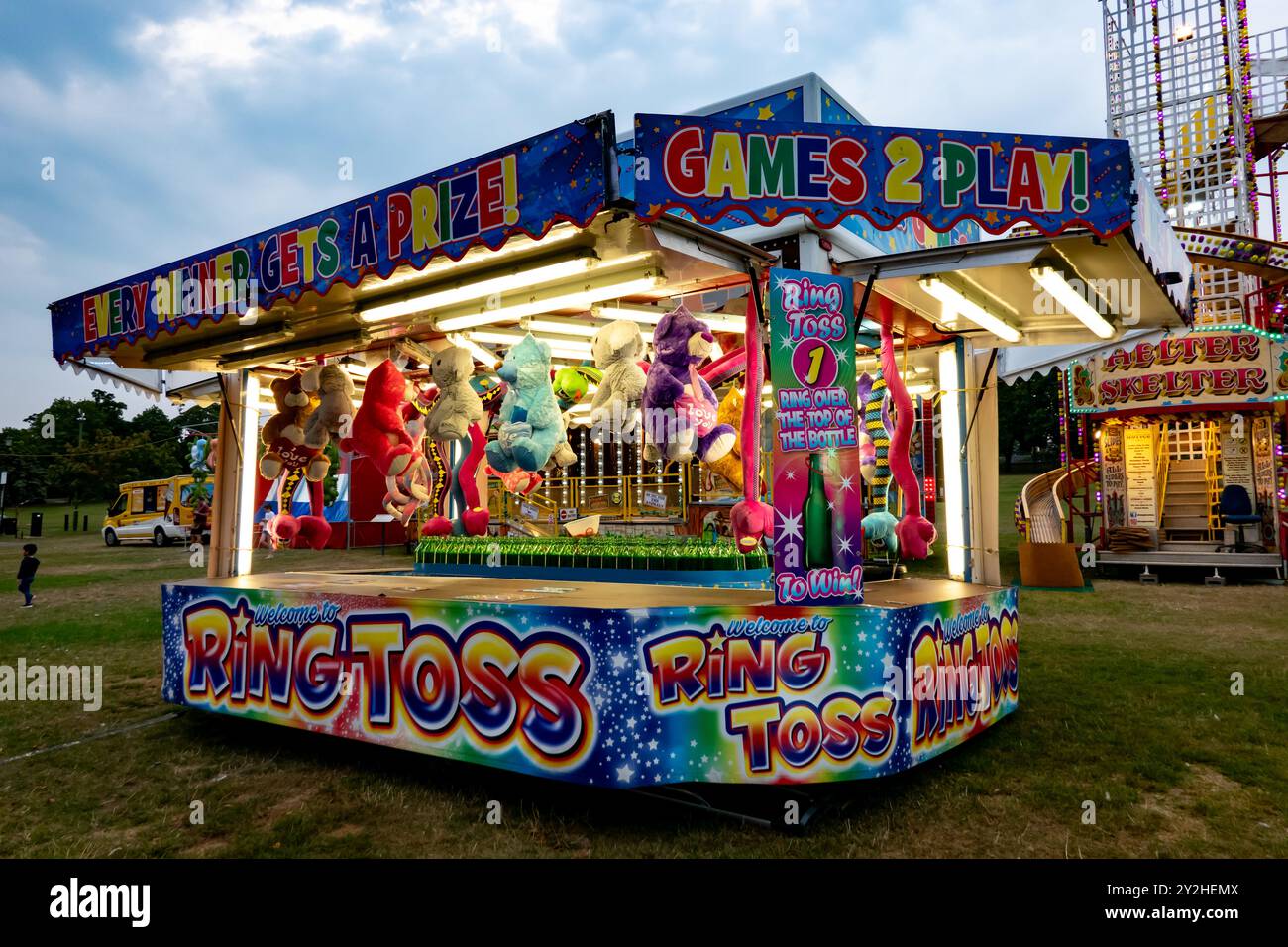 Ring-Wurf-Spielstand auf einem Wanderfest in Saffron Walden, Essex, Großbritannien Stockfoto