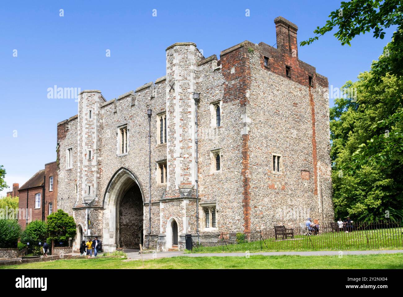 St Albans das Tor zur Abtei das große Tor zum Kloster Teil des Benediktinerklosters 1365 in St. Albans Hertfordshire England Großbritannien GB Europa Stockfoto
