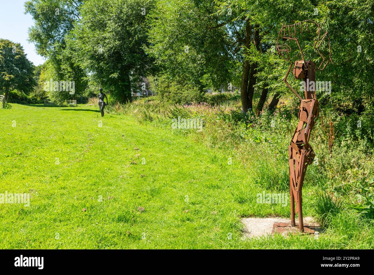 Greta Berlin Skulptur in Riverside Gardens Bridport Stockfoto