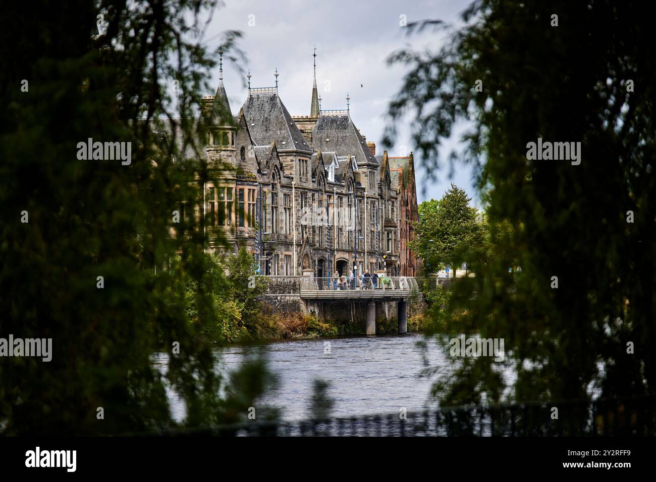 Perth, River Tay mit Blick auf die Tay Street im Stadtzentrum Stockfoto