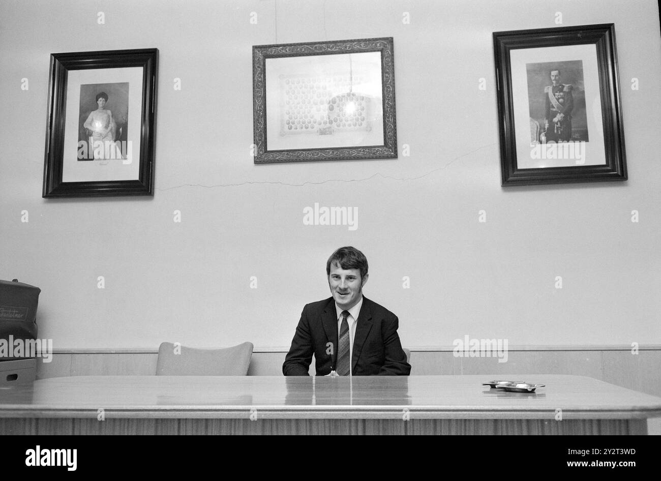 Tatsächlich 46-2-1971: Er wird das Dorf regieren. Der 23-jährige Einar Olav Skogholt wird ab Neujahr die Land- und Waldgemeinde Nord-Odal führen. Er wird der jüngste Bürgermeister des Landes sein. Foto: Ivar Aaserud / aktuell / NTB ***FOTO NICHT VERARBEITET*** dieser Bildtext wird automatisch übersetzt Stockfoto