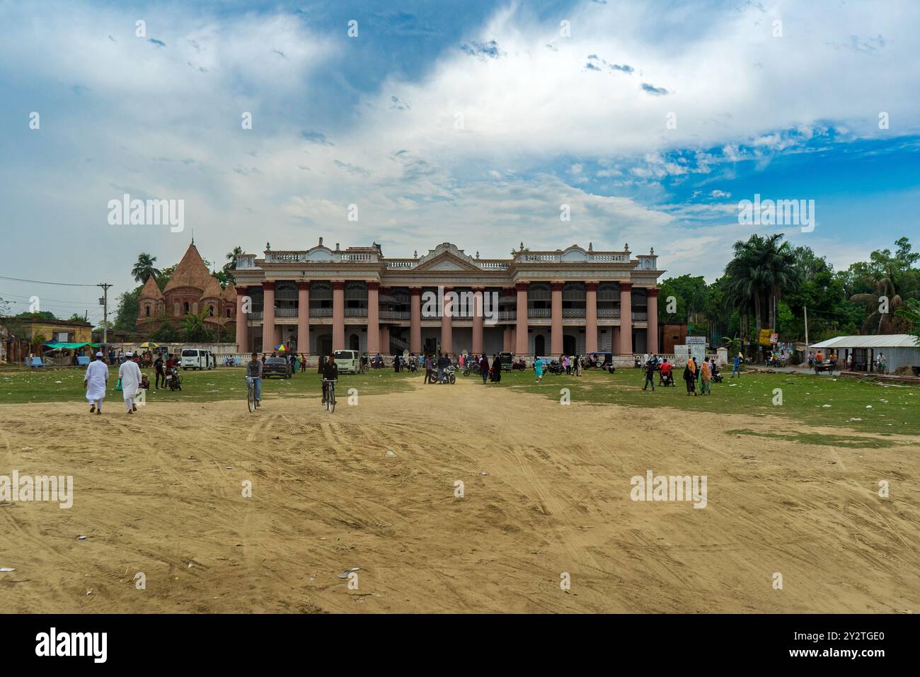 Puthia Rajbari ist ein Palast in Puthia Upazila, Rajshahi District in Bangladesch Stockfoto