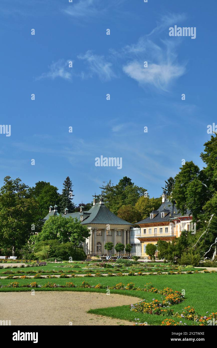 Schlosspark Pillnitz, vertikal bei Dresden, Deutschland Stockfoto