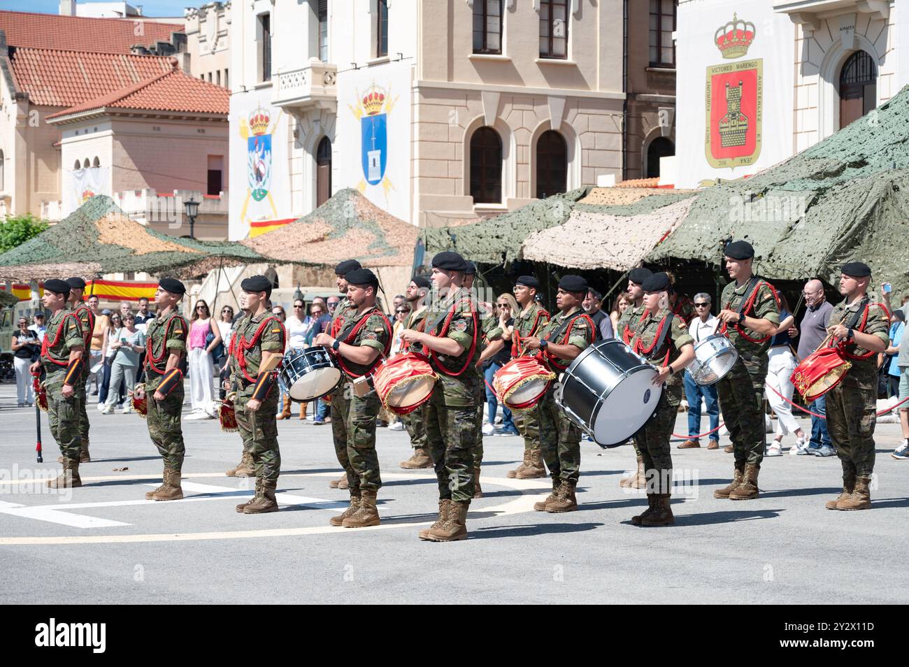 Ausbildung und Militärparade der spanischen Armee-Musikband in der Bruch-Kaserne während des Tages der offenen Tür Stockfoto