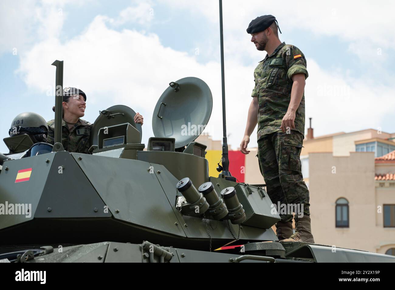 Details der Panzerbesatzung der spanischen Armee in der Bruch-Kaserne Stockfoto