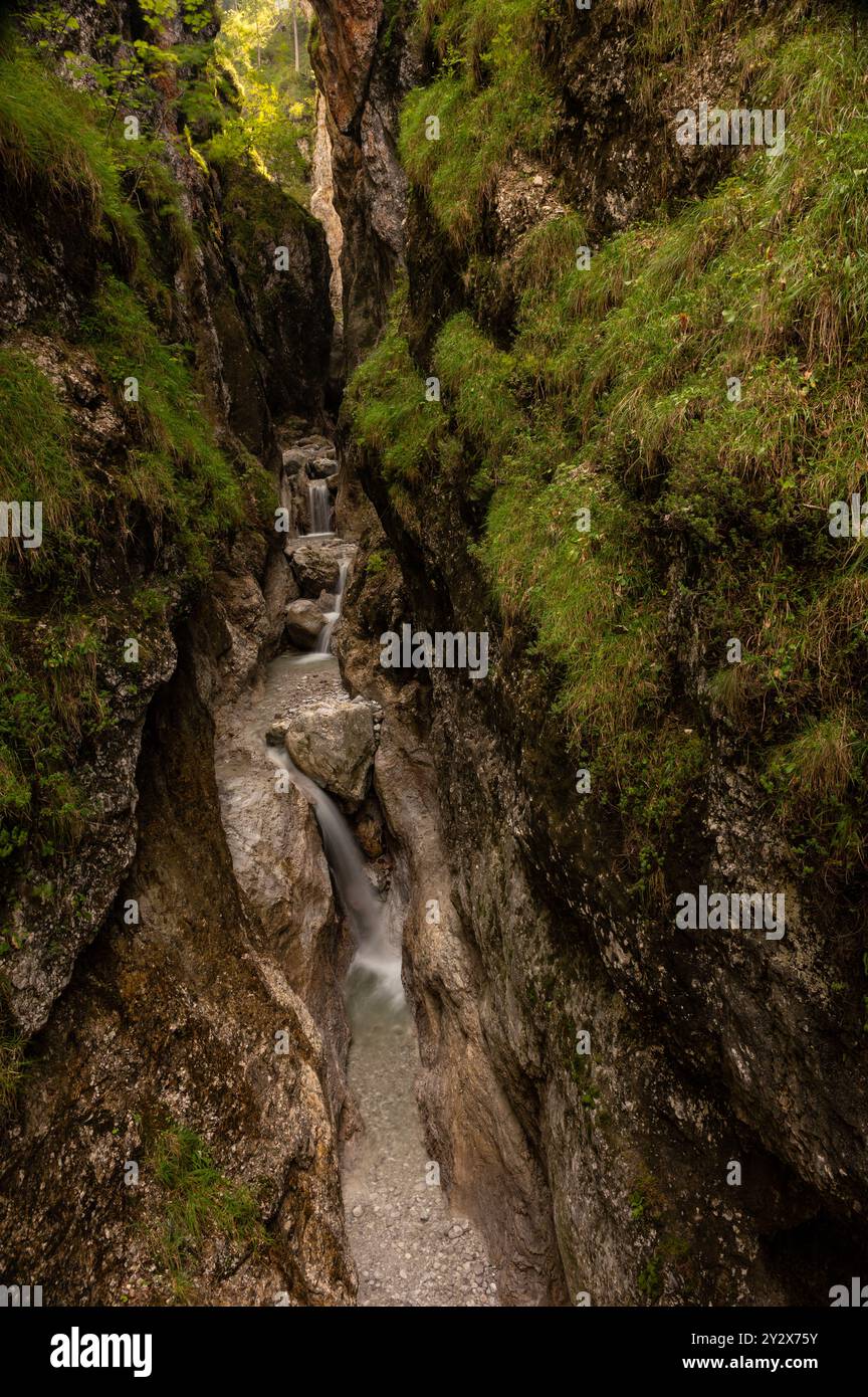 Teutelsklamm oder englisch Teufelsschlucht bei Sankt Ulrich in Tirol in Österreich Stockfoto