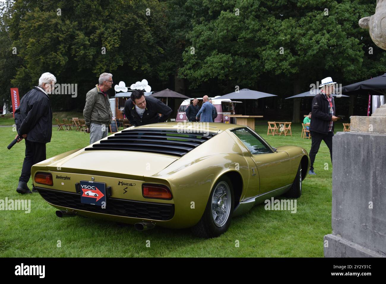 Soestdijk, Niederlande - 1. September 2023: Ein klassischer Lamborghini Miura Stockfoto