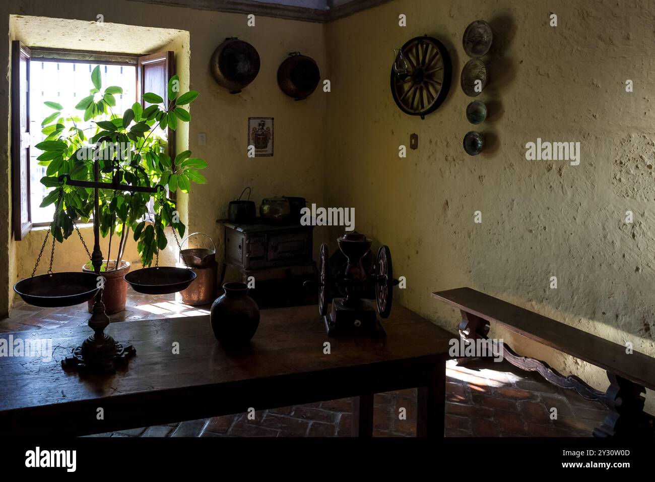 Detail von „La Casa del Fundador“ (Gründerhaus), einem Haus aus dem 16. Jahrhundert am Stadtrand von Arequipa, Peru, das für den Gründer der Stadt erbaut wurde Stockfoto