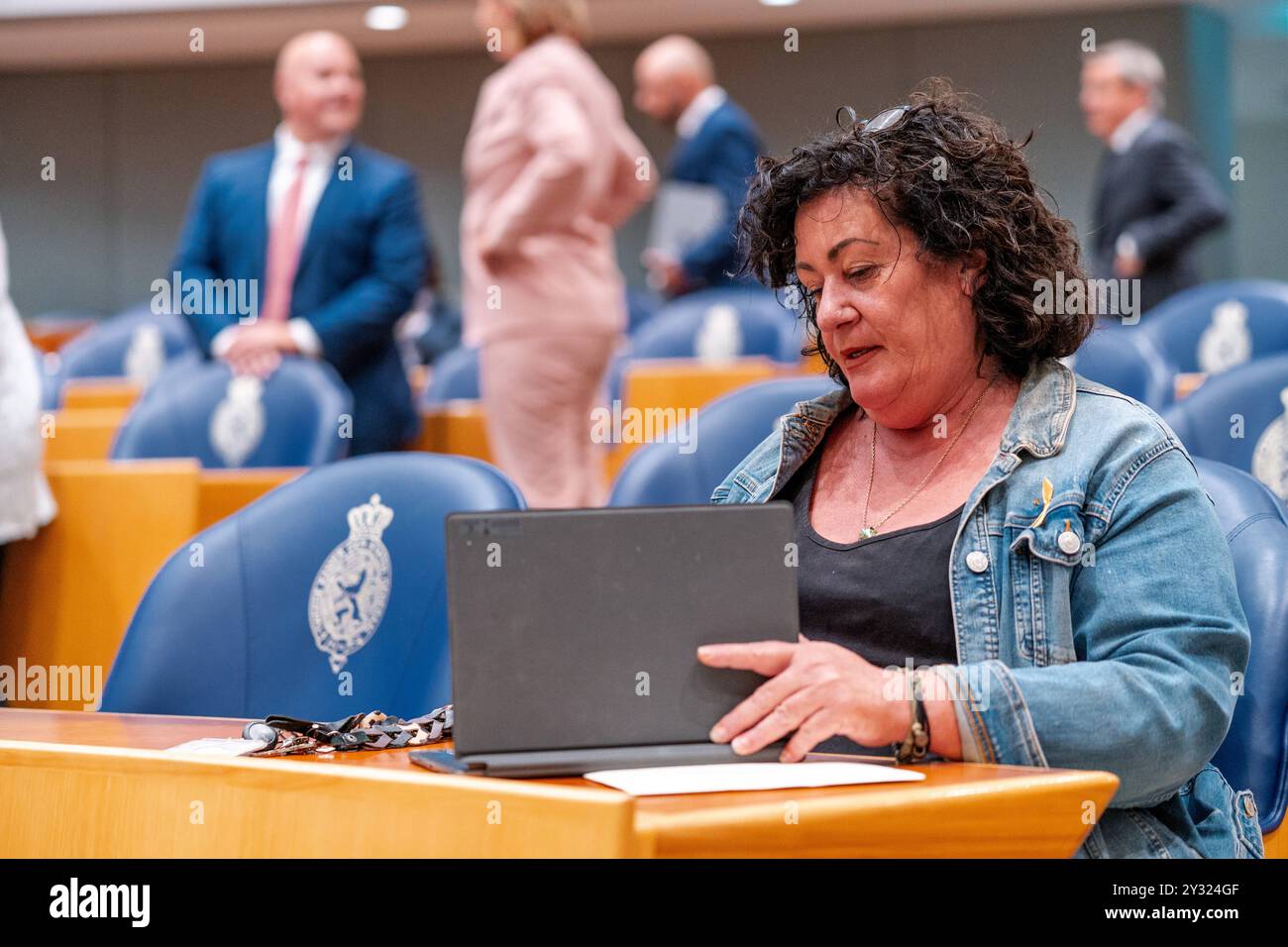 10. SEPTEMBER 2024 Dutch Tweede Kamer Plenardebatte DEN HAAG, NIEDERLANDE - 10. SEPTEMBER: Caroline van der Plas BBB während der Plenardebatte im Tweede Kamer am 10. September 2024 in den Haag Tweede Kamer Niederlande den Haag Tweede Kamer Niederlande Inhalte können nicht direkt oder indirekt über Dritte weiterverbreitet werden. Copyright: XJohnxBeckmannx Stockfoto