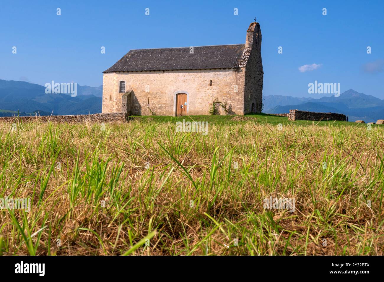 Die Kapelle Notre-Dame-de-Roumé in Cieutat, Hautes-Pyrénées, Frankreich Stockfoto