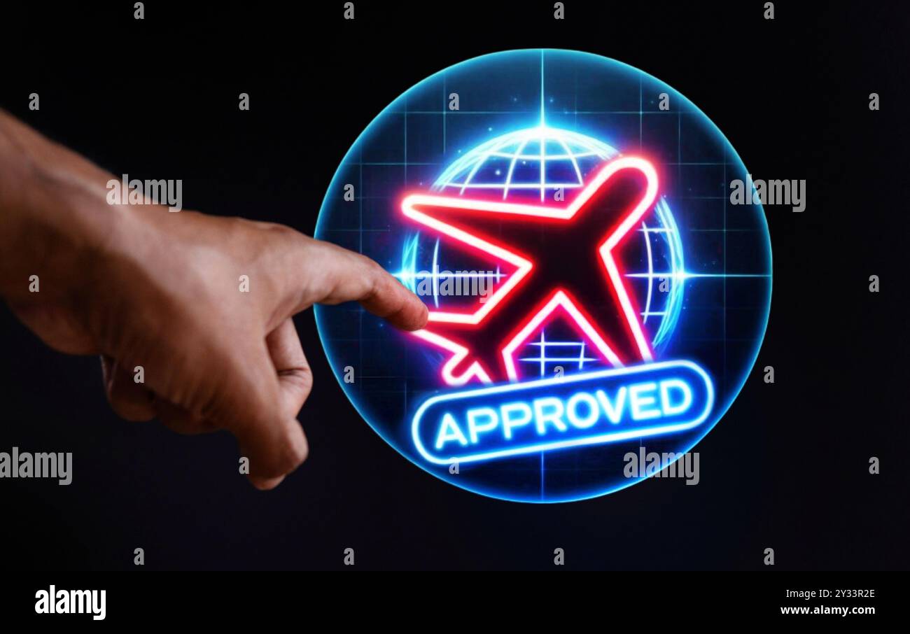 Eine digitale holographische Projektion einer blauen Reisegenehmigung mit einem Flugzeugsymbol und dem Wort ‚GENEHMIGT‘. Digitale Reisegenehmigung, Erlaubnis, elektr Stockfoto