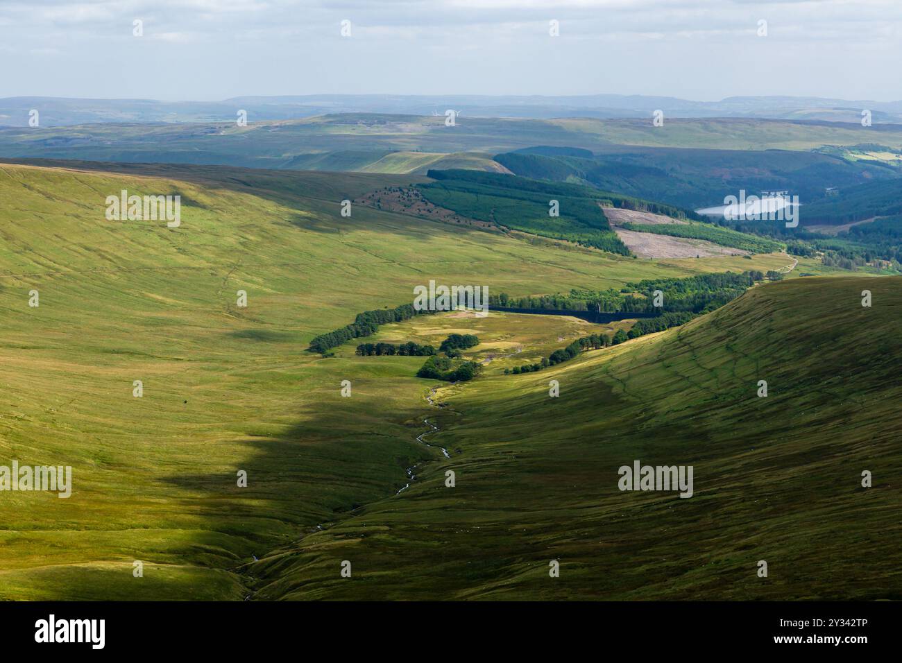 Neuadd Reservoir und Hügel im Brecon Beacons National Park, Wales Stockfoto