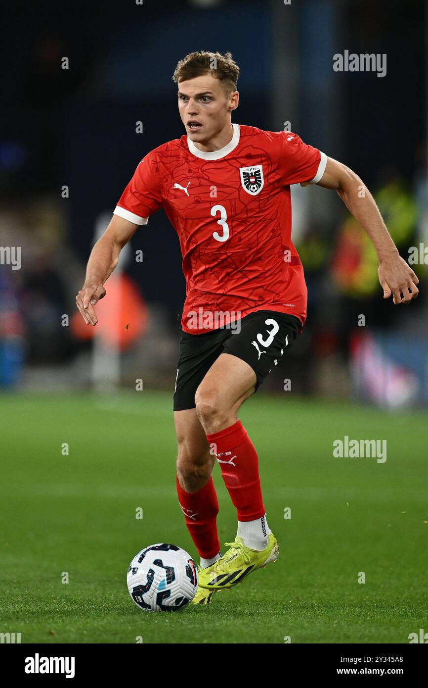 LUTON, ENGLAND - 09. SEPTEMBER: Benjamin Bockle aus Österreich im Heimtrikot, volle Körperlänge während des internationalen Freundschaftsspiels zwischen England und U21 Stockfoto