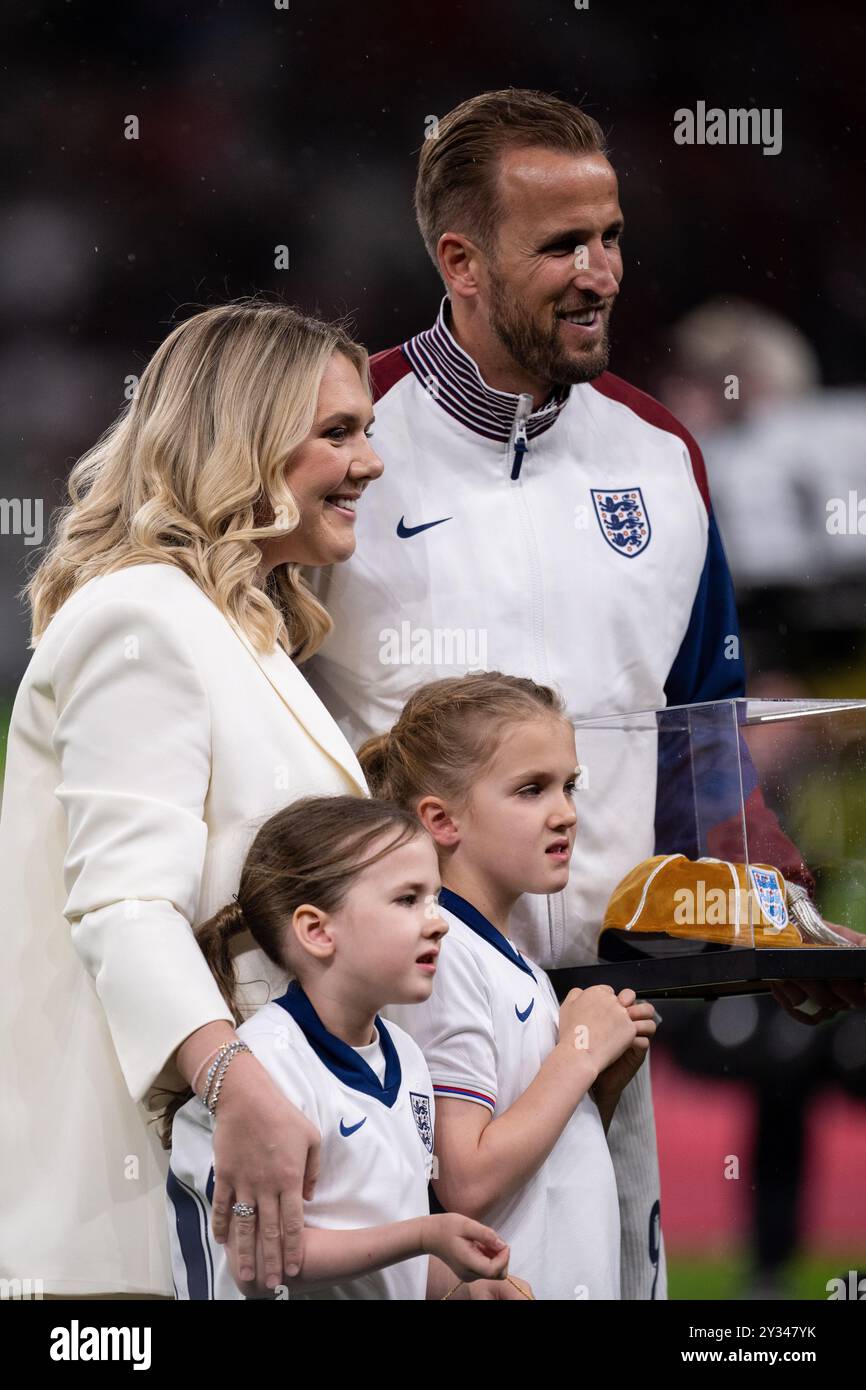 harry-kane-e-katie-goodland-fotos-und-bildmaterial-in-hoher-aufl-sung