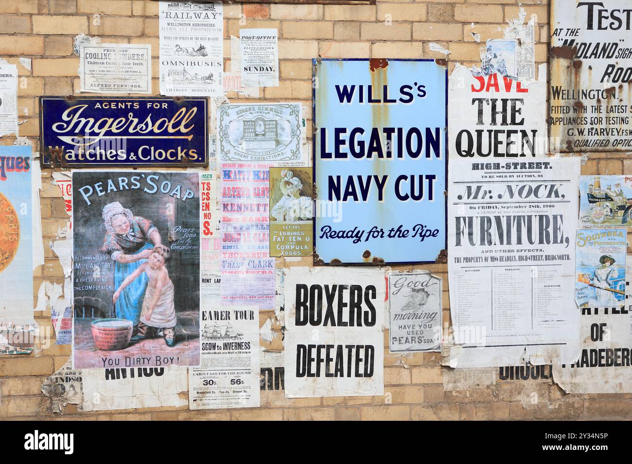 Vintage Tabak Werbung Legation Navy Cut Werbung Rauchen Werbung und Vintage Plakate Stockfoto