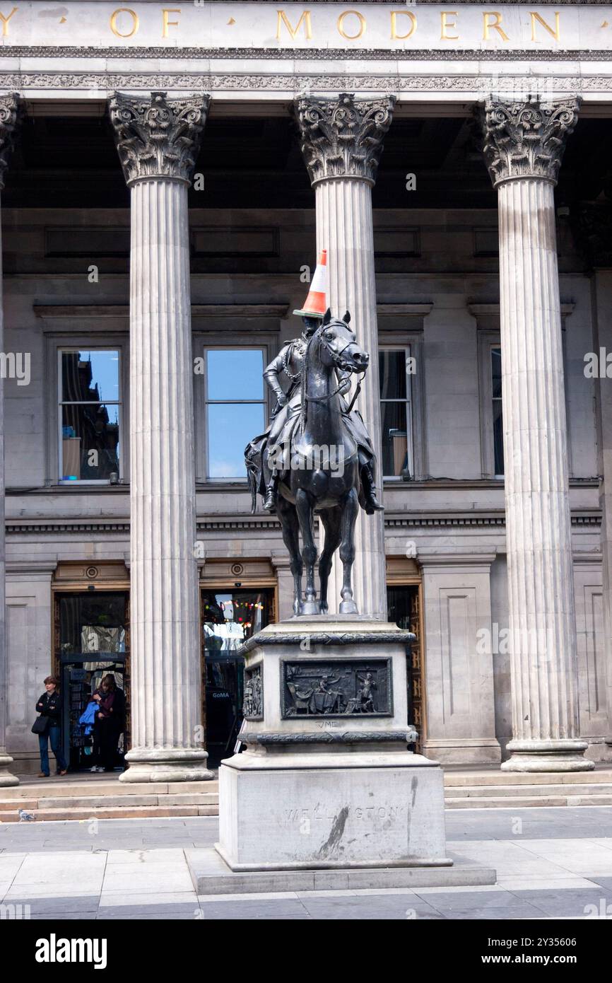 Statue des Duke of Wellington vor der Gallery of Modern Art, Glasgow Stockfoto